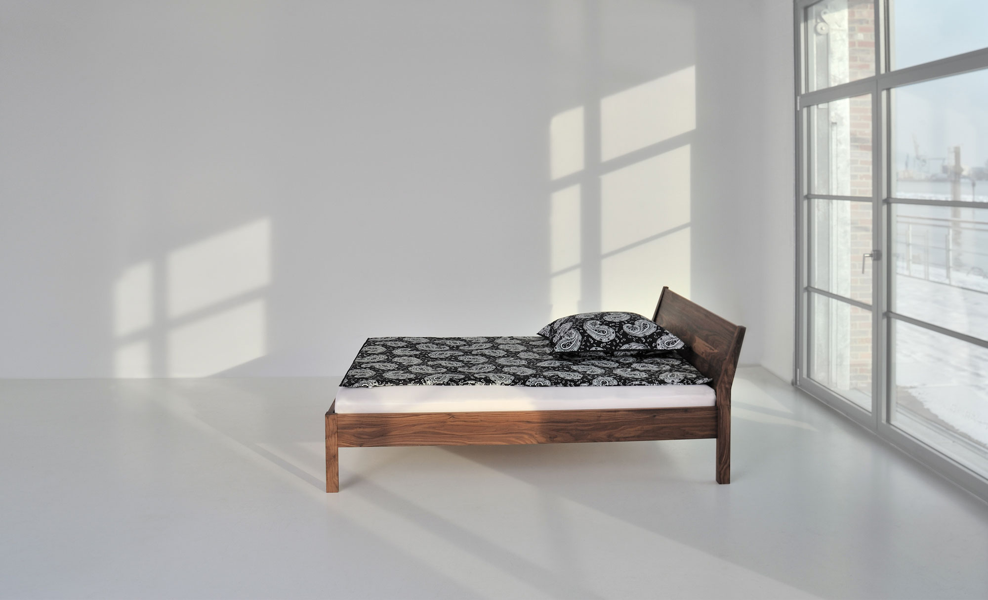 Wooden Bed VILLA 2753a custom made in solid wood by vitamin design