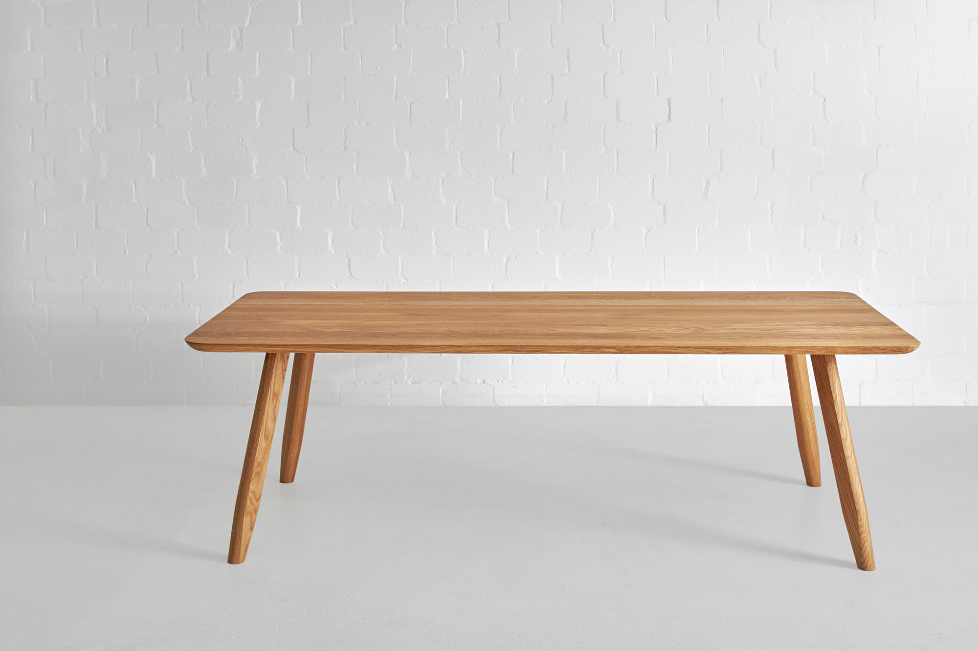 Stylish Dining Table AETAS BASIC 4 0209 custom made in solid wood by vitamin design