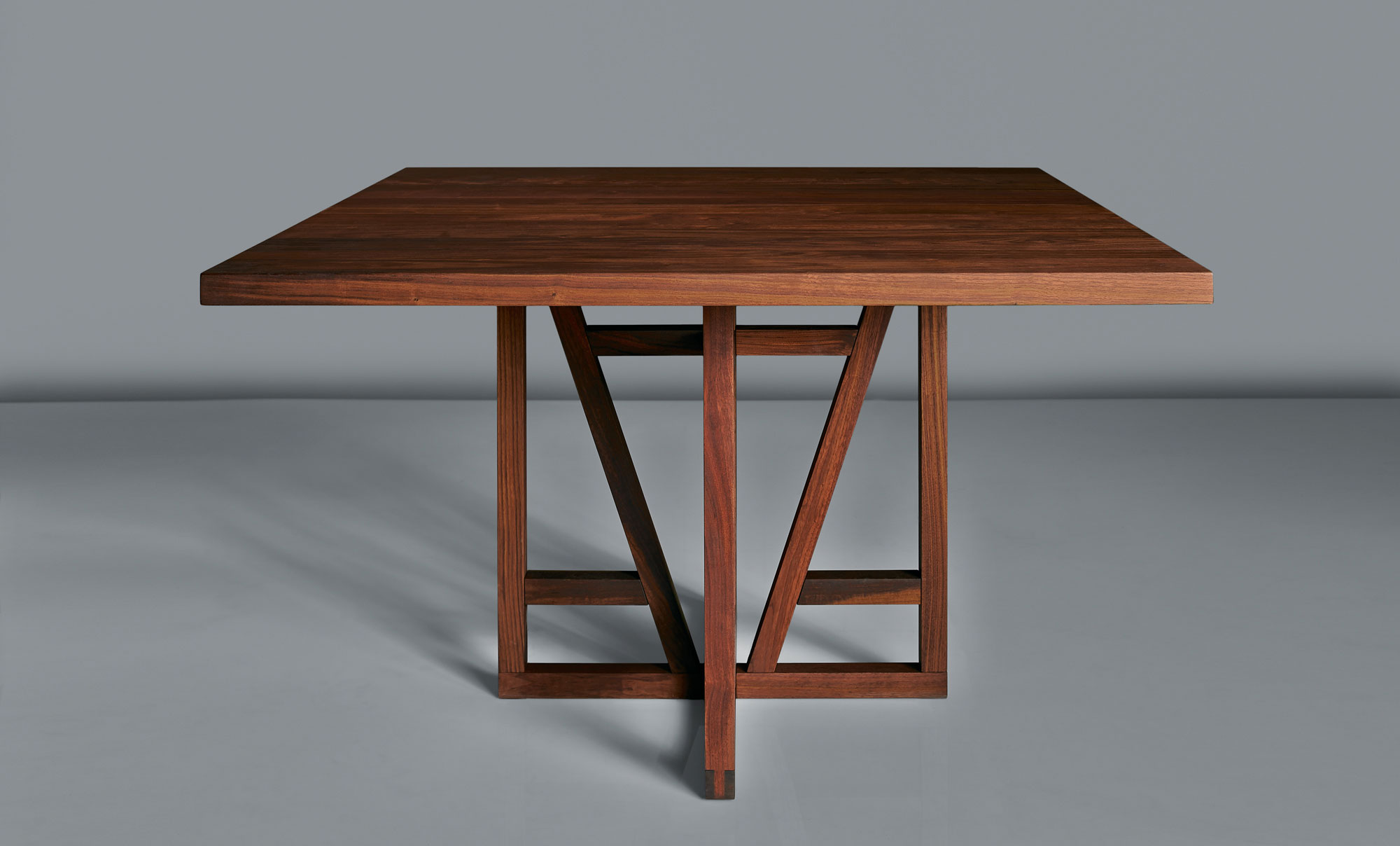 Square Designer Table FACHWERK SQUARE 0232 custom made in solid wood by vitamin design