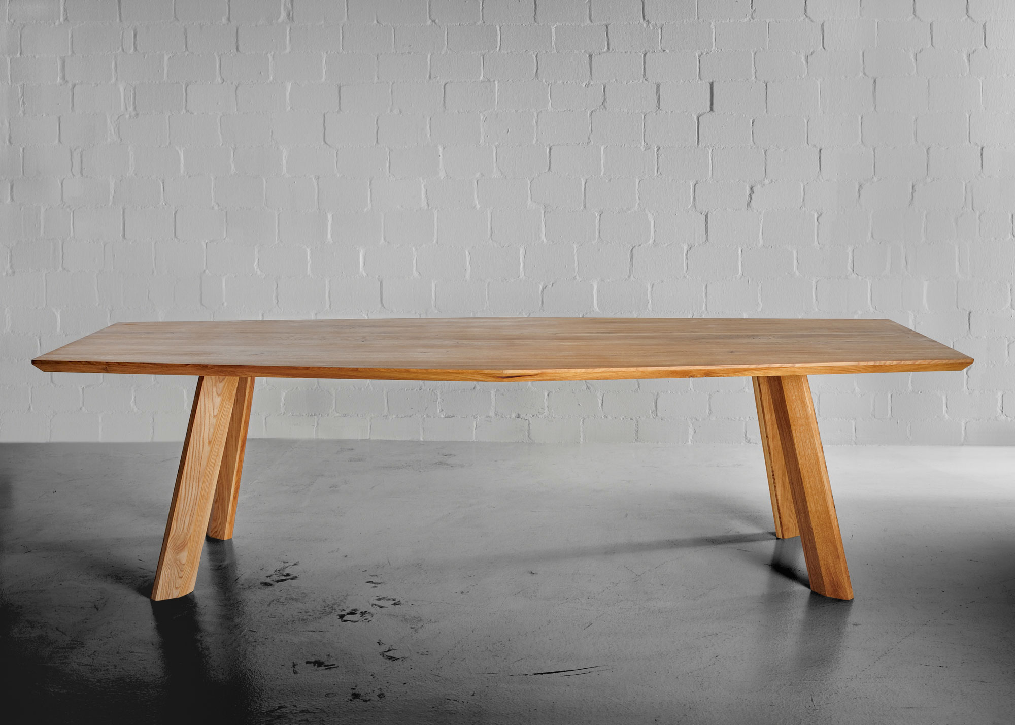 Designer Dining Table RHOMBI 4431 custom made in solid wood by vitamin design