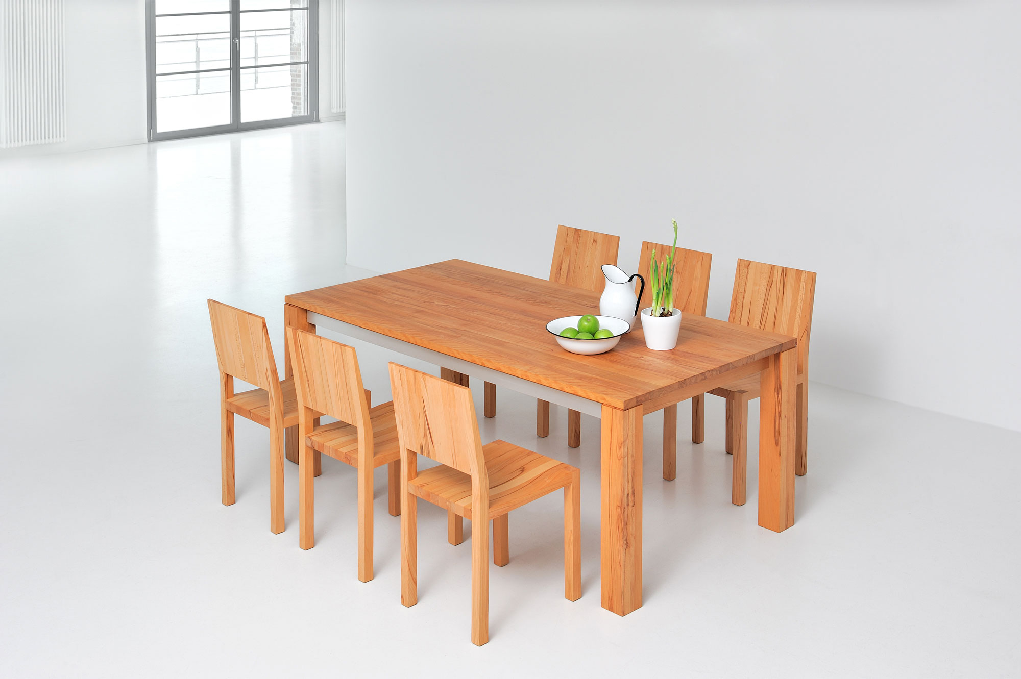 Extendable Dining Table AMBER BUTTERFLY A32726 custom made in solid wood by vitamin design