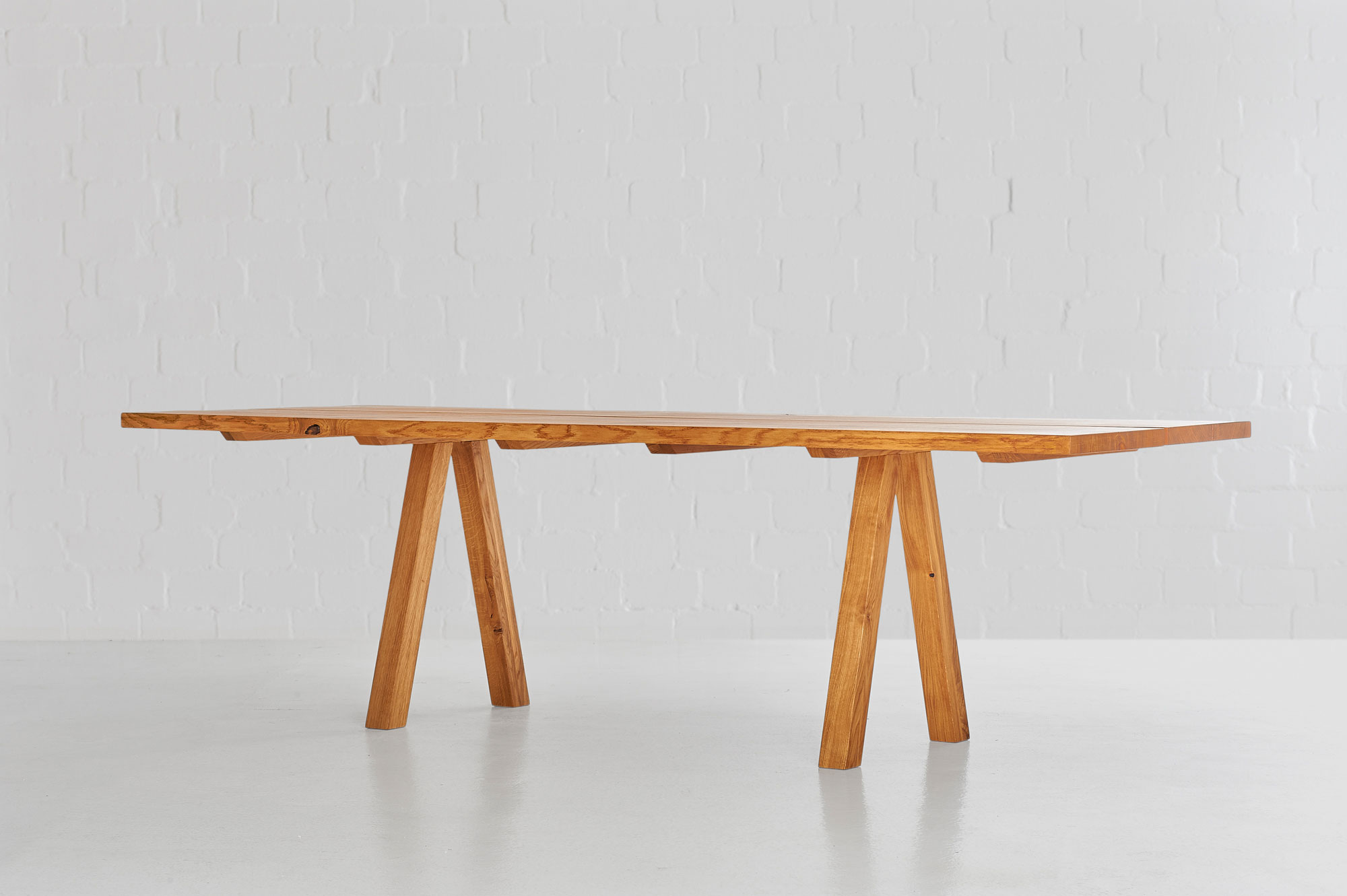 Designer Tree Trunk Table PAPILIO 0441 custom made in solid wood by vitamin design